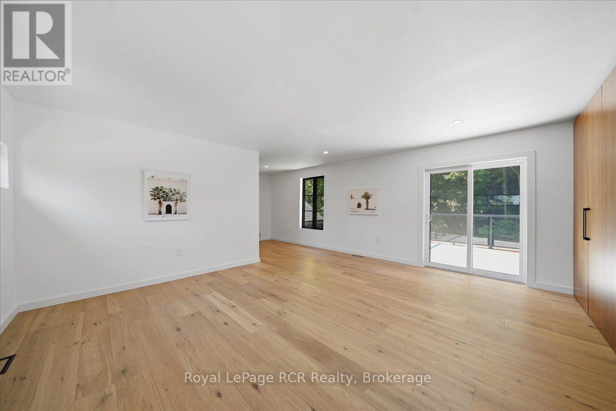 400 2ND AVENUE W - Image 32