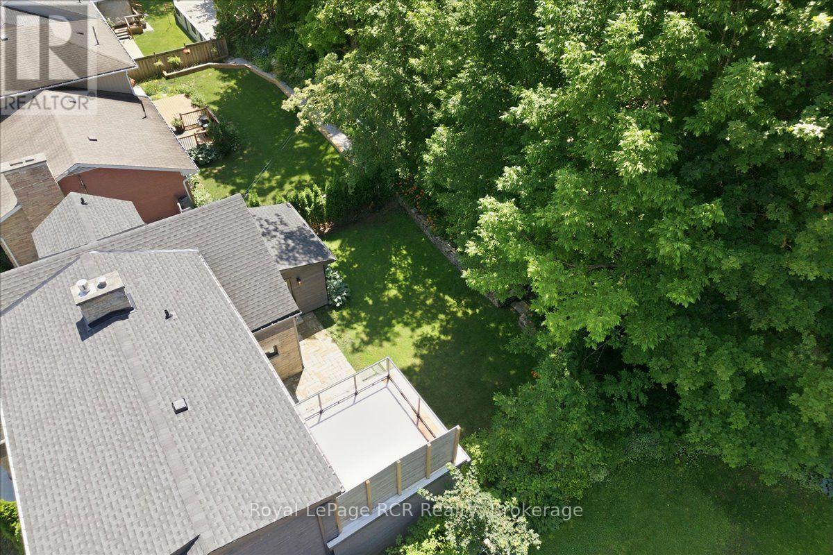 400 2ND AVENUE W - Image 49