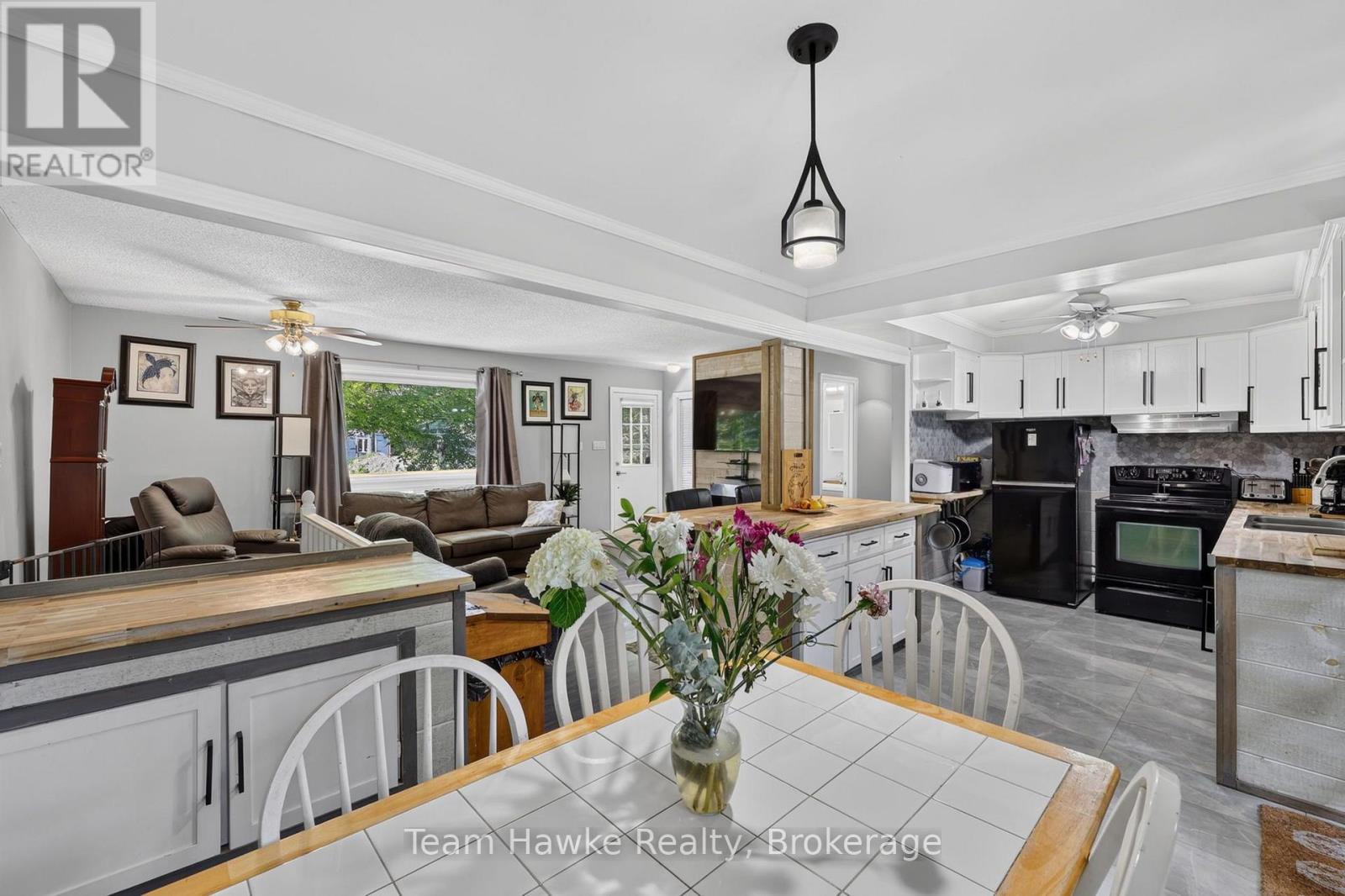 37 BELLEHUMEUR ROAD - 18