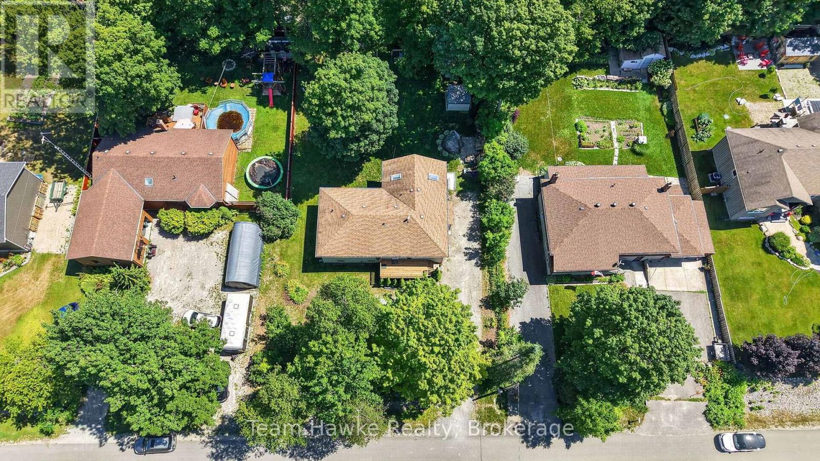 37 BELLEHUMEUR ROAD - 43