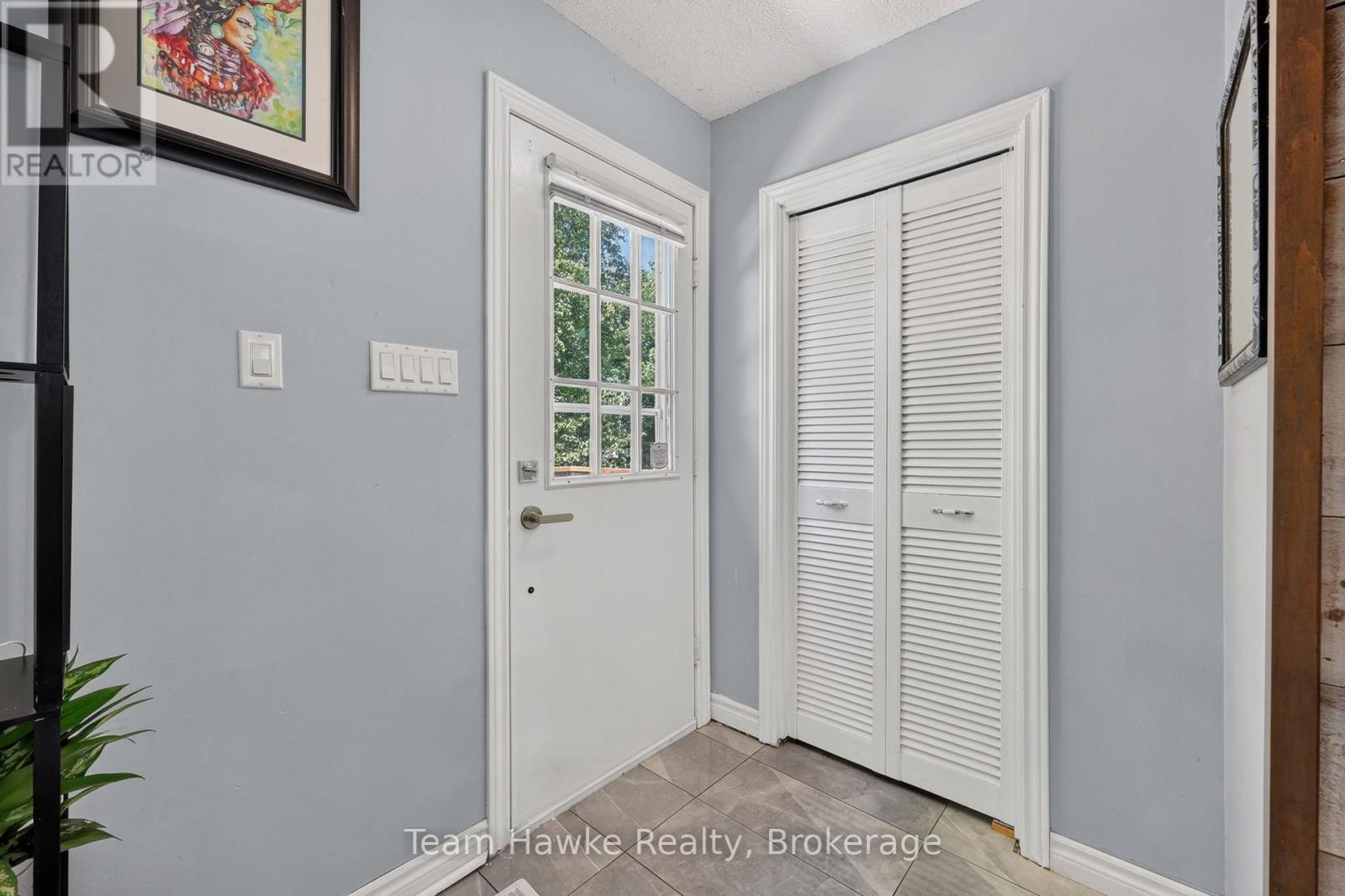 37 BELLEHUMEUR ROAD - 8