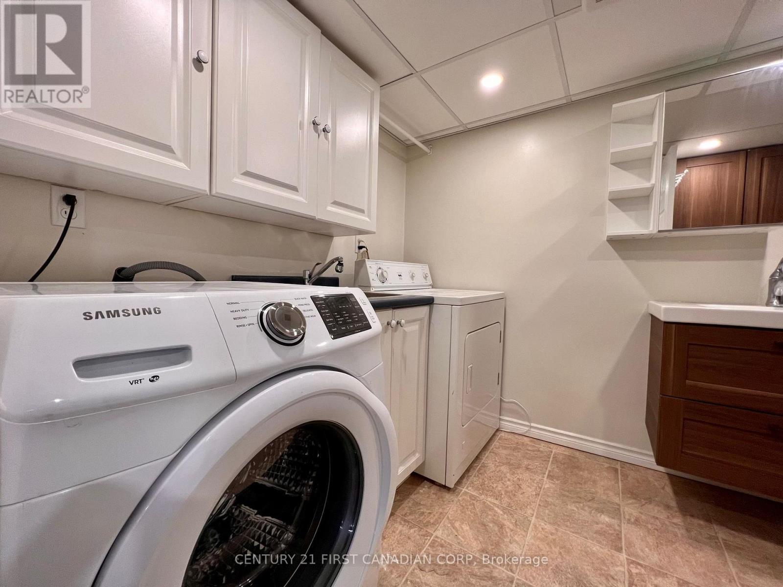 27 WHARNCLIFFE ROAD S - Image 31