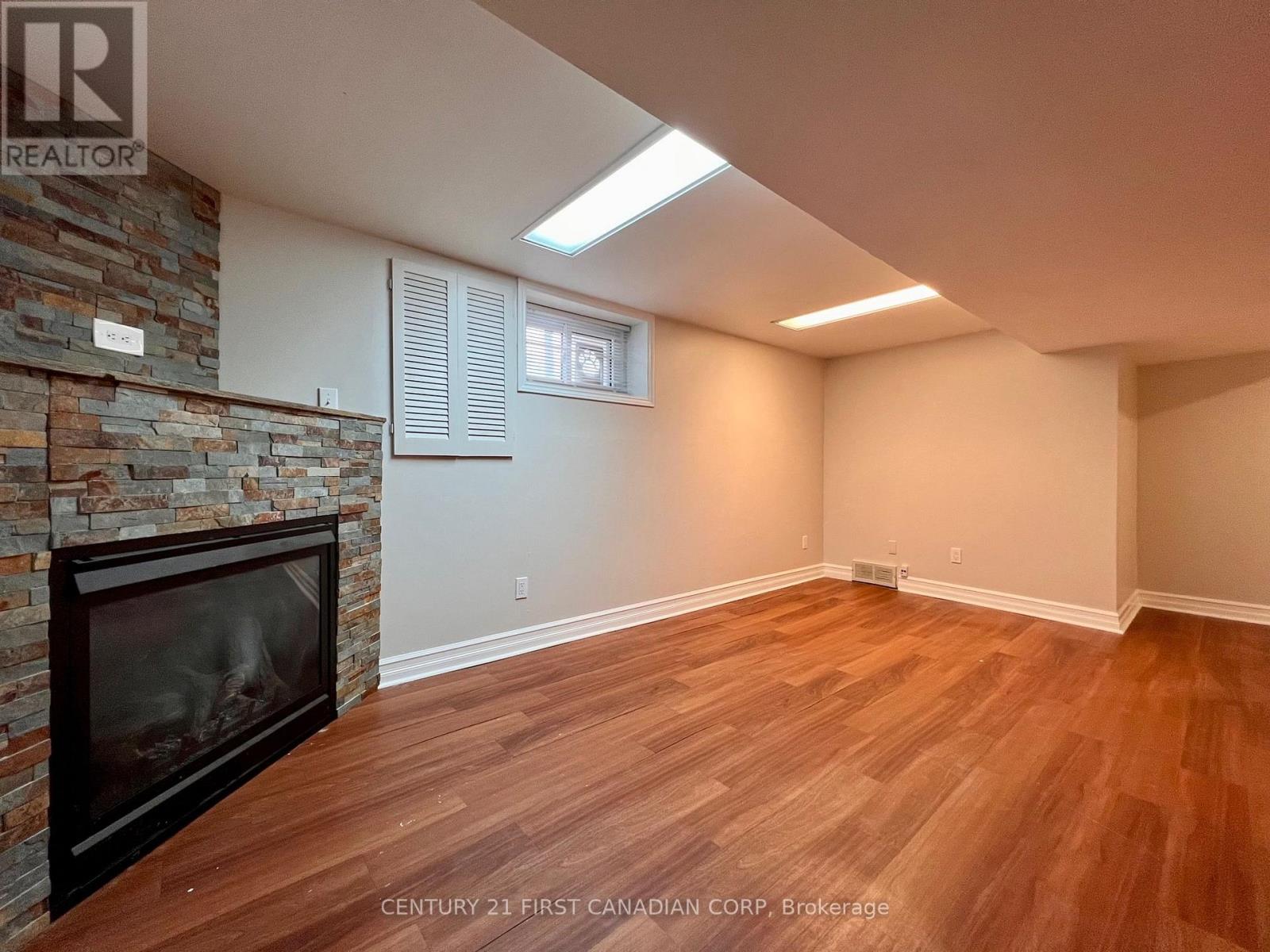 27 WHARNCLIFFE ROAD S - Image 29