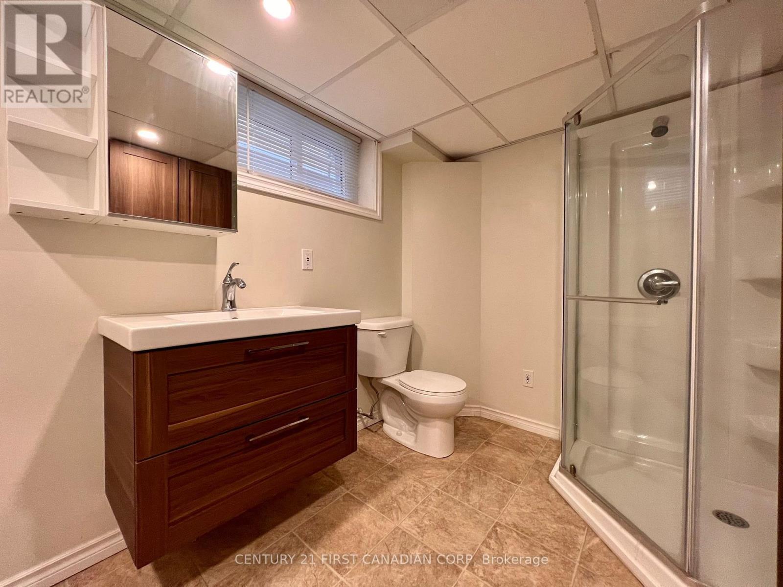 27 WHARNCLIFFE ROAD S - Image 32