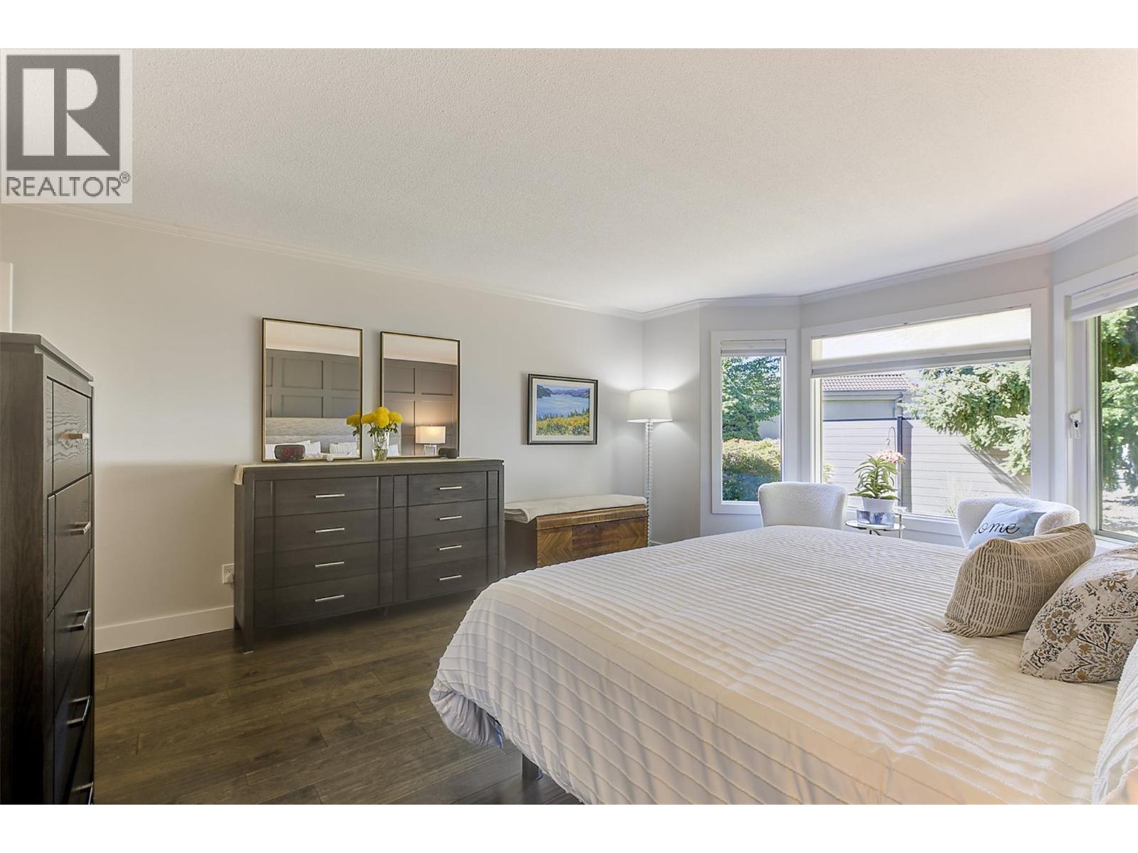 326 650 Lexington Drive, Kelowna