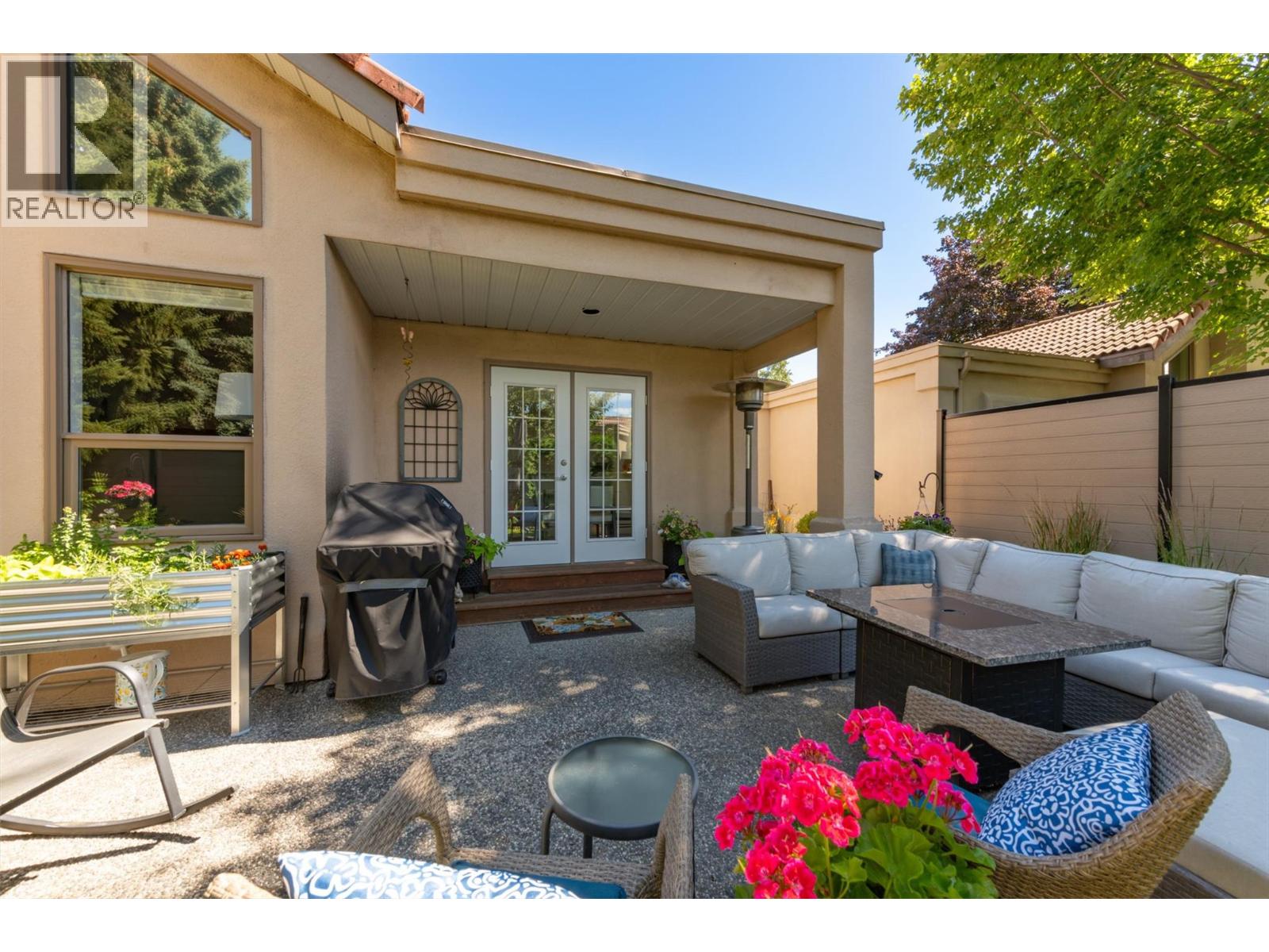 326 650 Lexington Drive, Kelowna