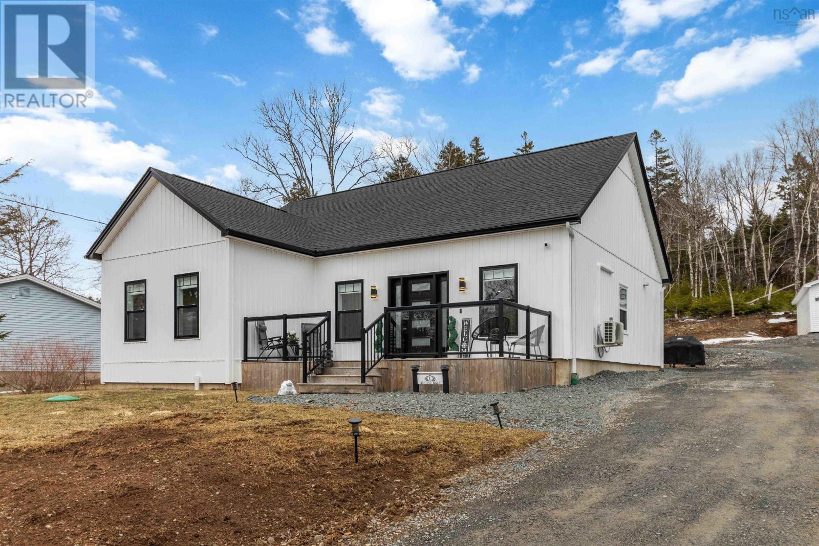 30 Cove Road - 1