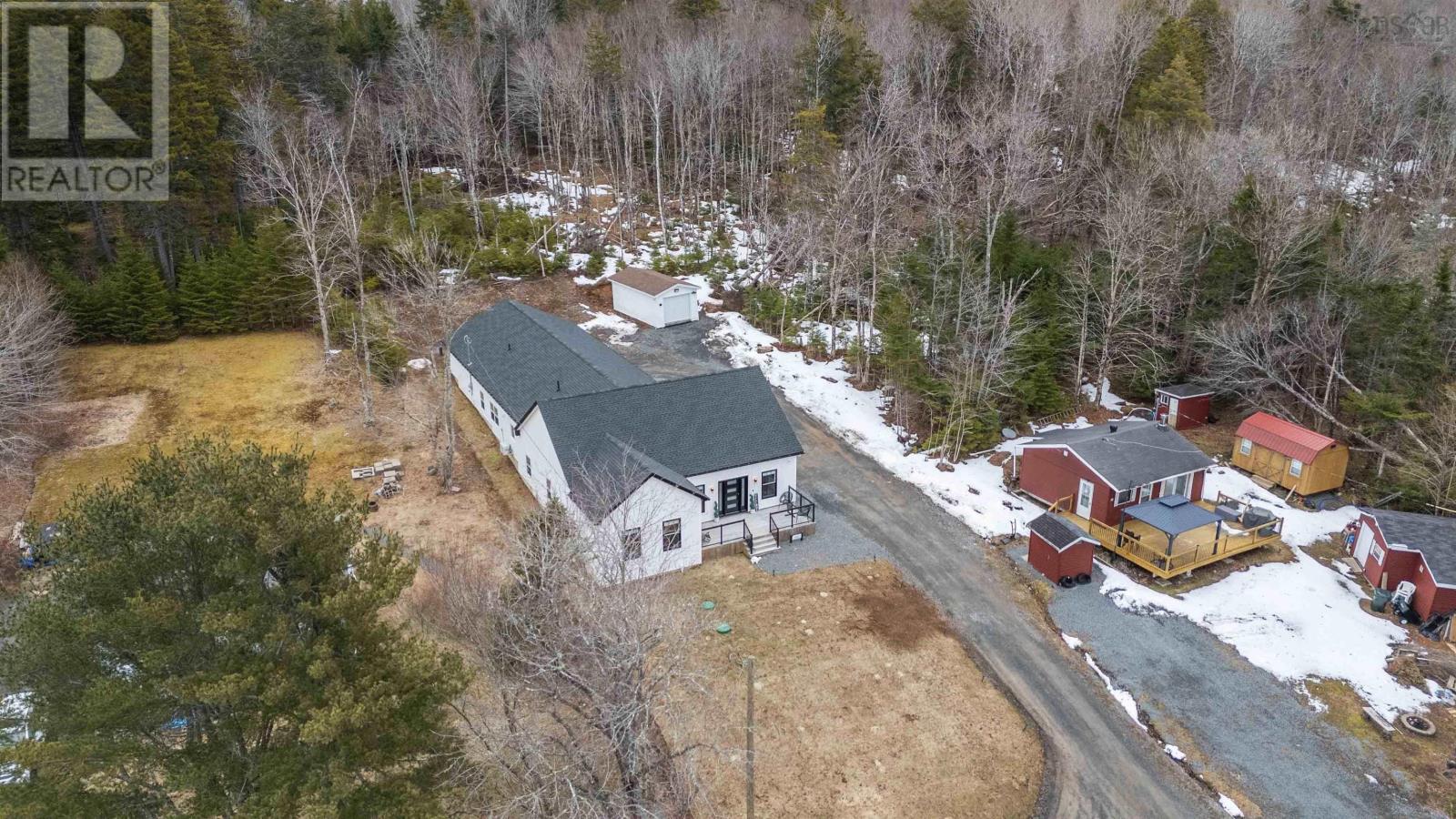 30 Cove Road - 44