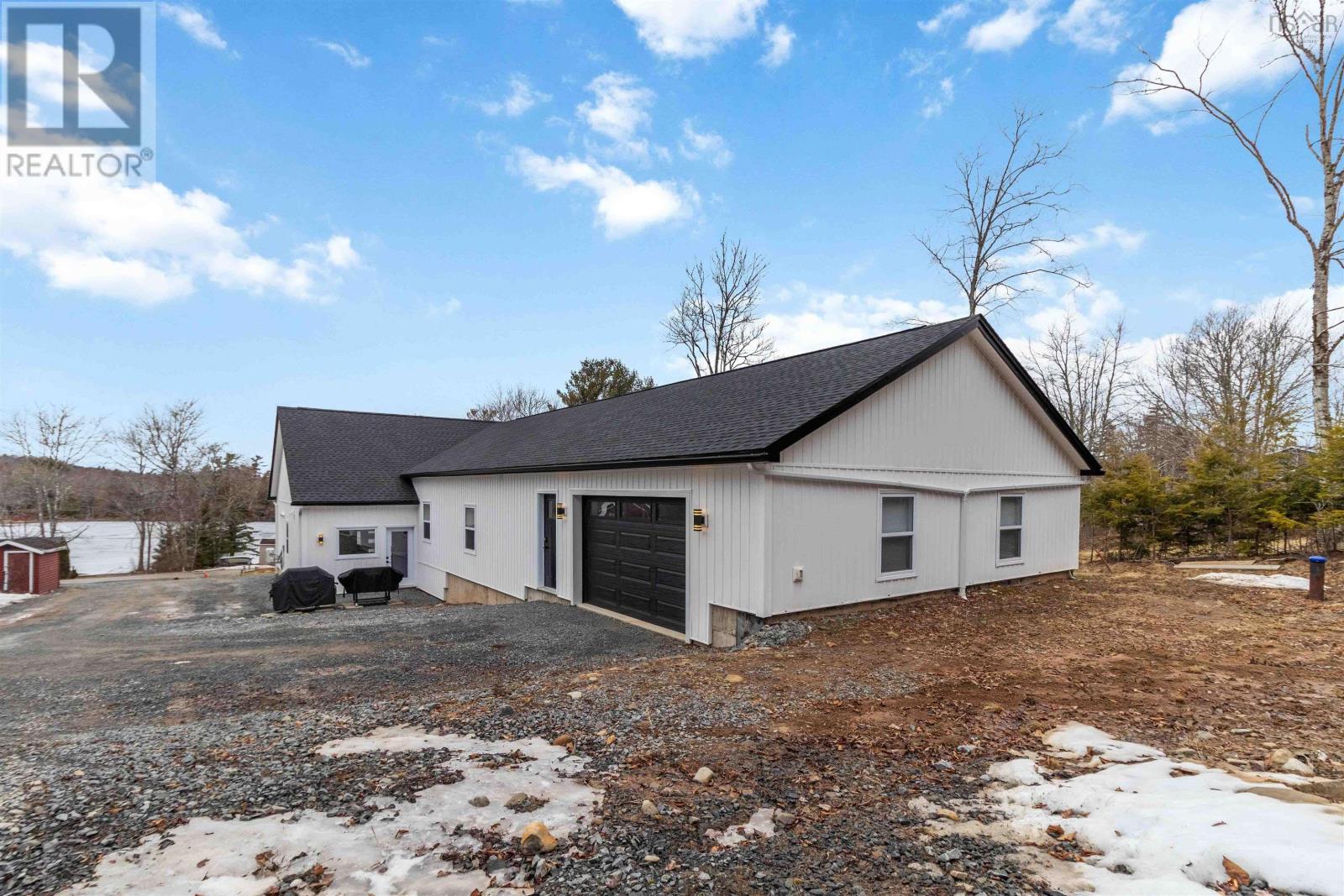 30 Cove Road - 41