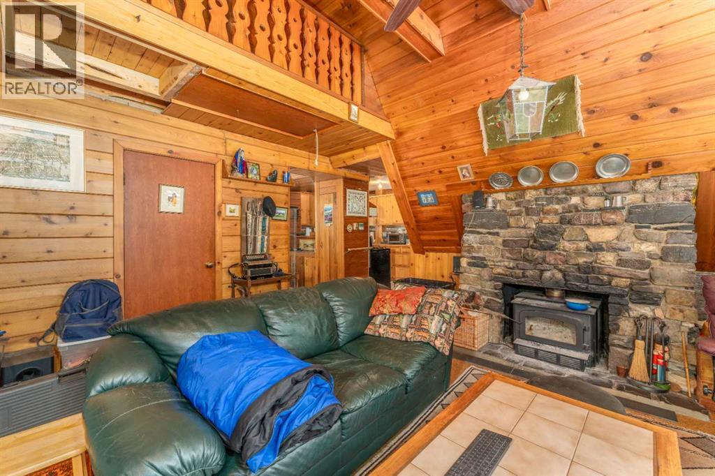 77 Grotto Road - 16