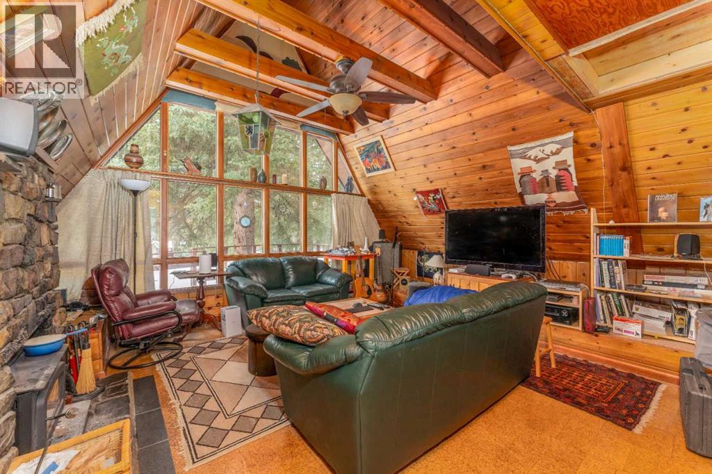 77 Grotto Road - 14