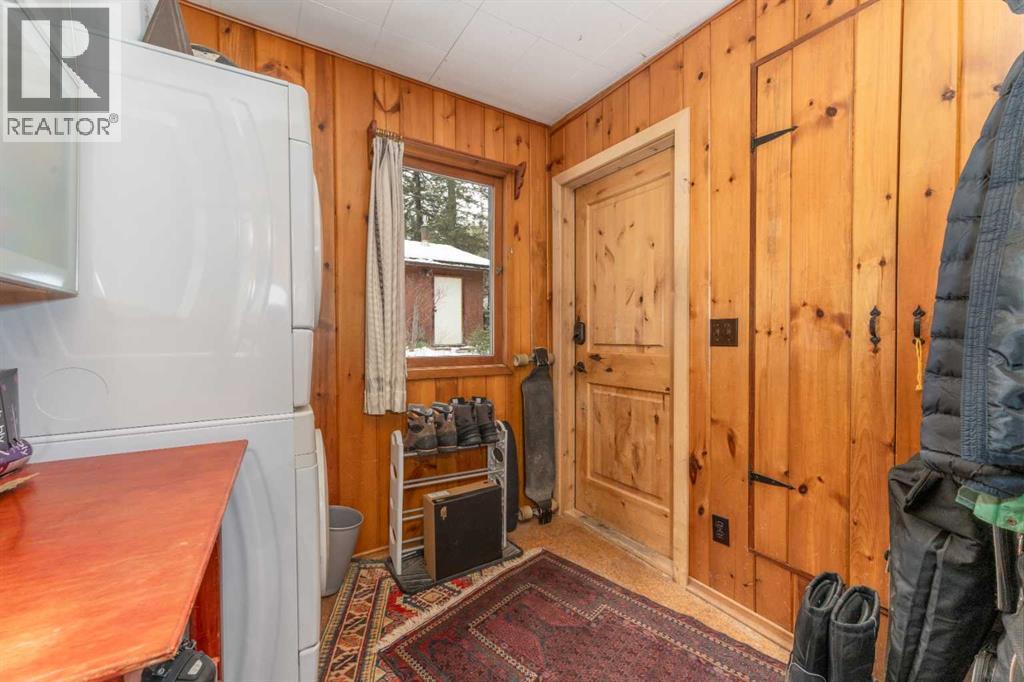 77 Grotto Road - 26