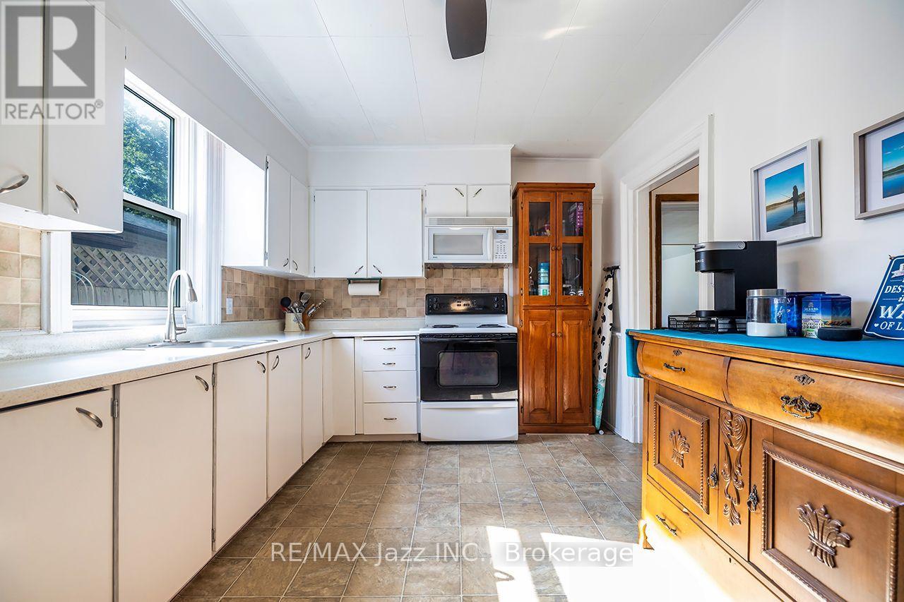 132 KING STREET - 15