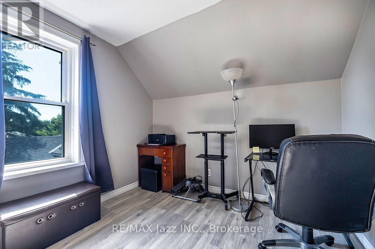 132 KING STREET - 30