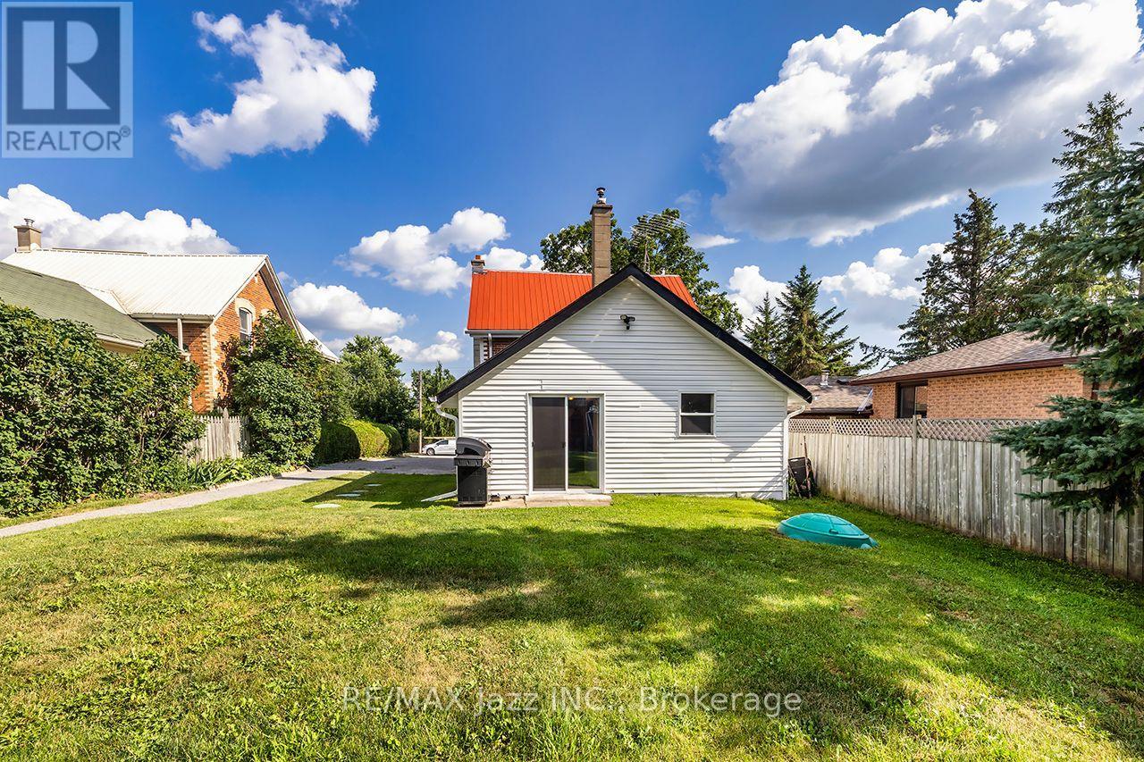 132 KING STREET - 37