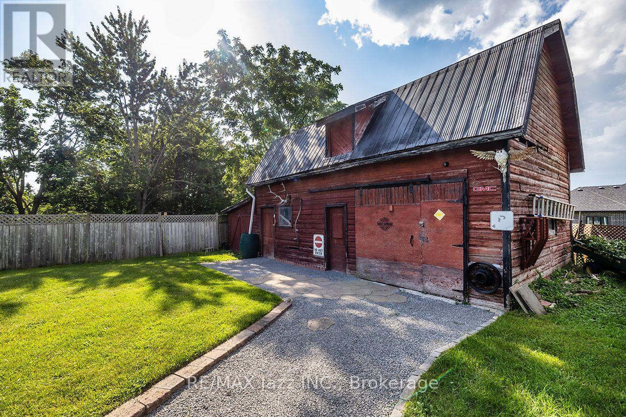 132 KING STREET - 40