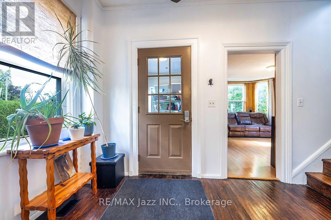 132 KING STREET - 6