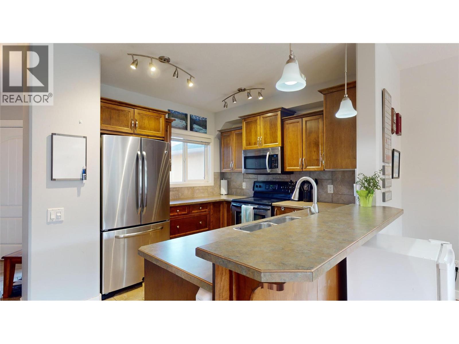 #21 218 Glen Park Drive - 3