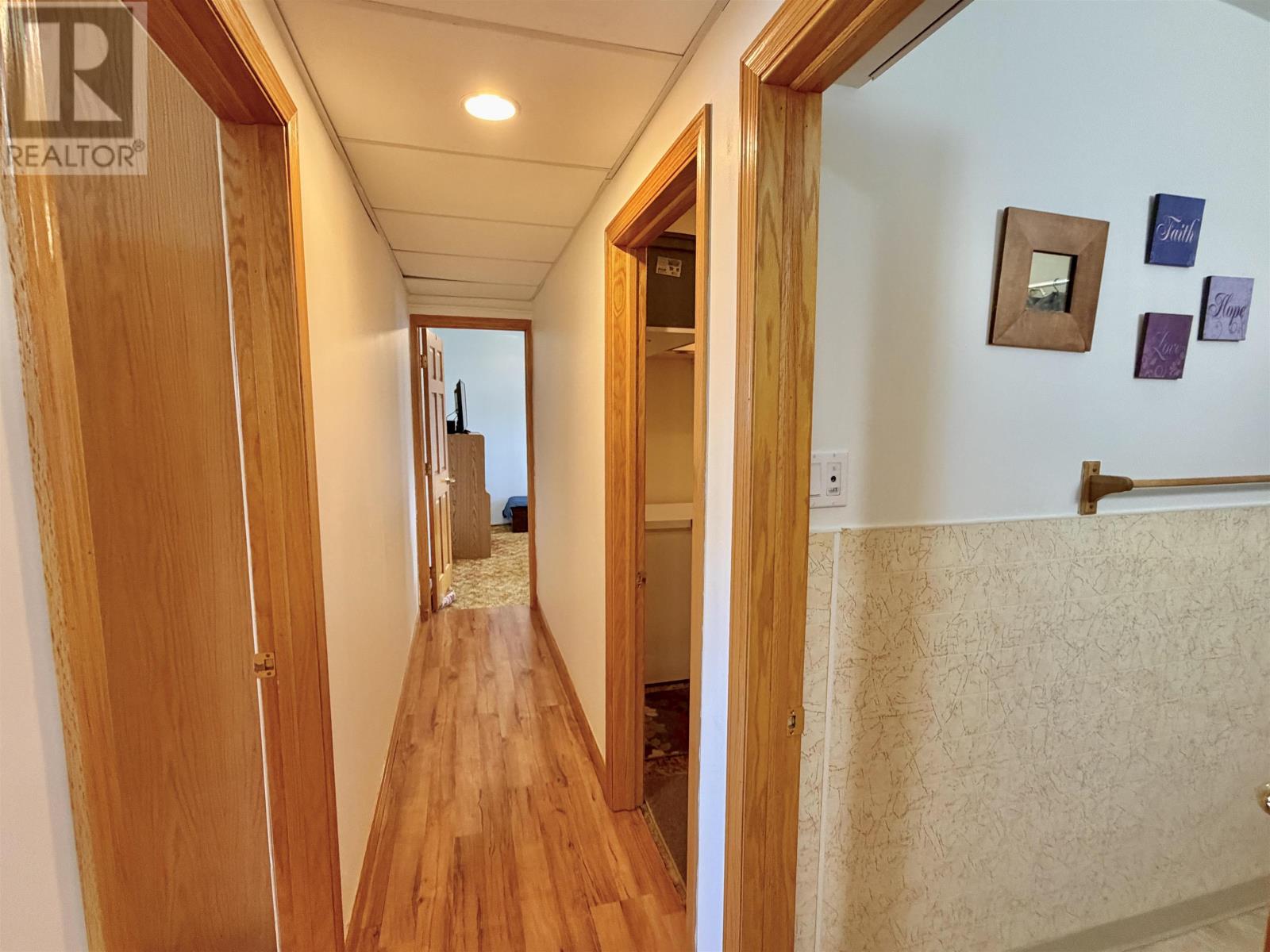 817 SECOND ST S - 11