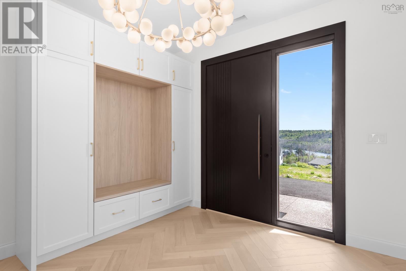 195 Carmel Crescent - 2