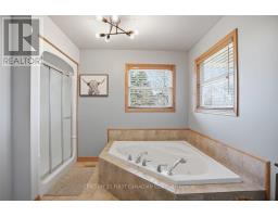 3159 Nauvoo Road, Brooke Alvinston, ON N0N1A0 Photo 17