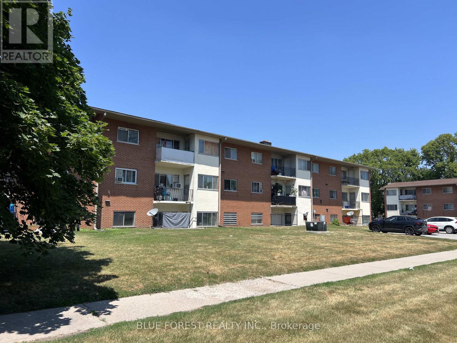 #204 1170 HAMILTON ROAD - 1