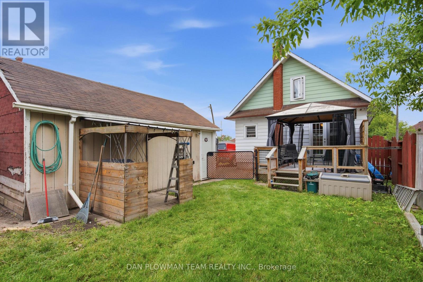 250 MITCHELL AVENUE - 27