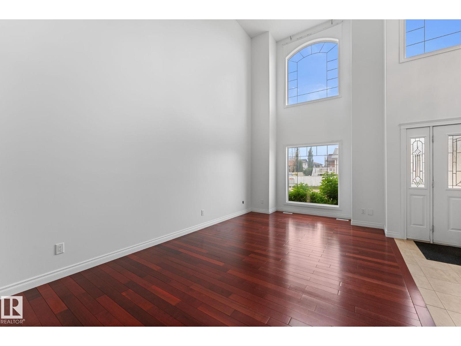 16115 134 ST NW - 10