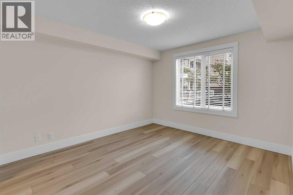 #102 500 Rocky Vista Gardens NW - 17