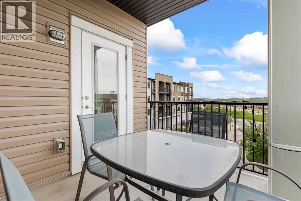 #220 8 Sage Hill Terrace NW - 27