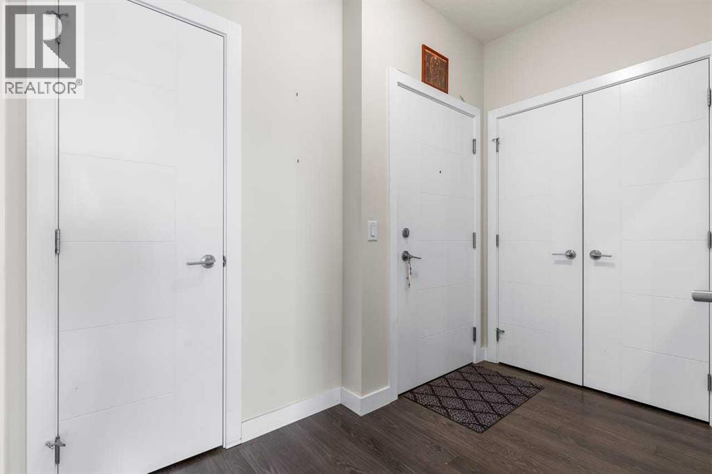 #220 8 Sage Hill Terrace NW - 25
