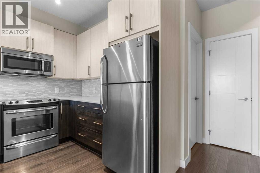 #220 8 Sage Hill Terrace NW - 4