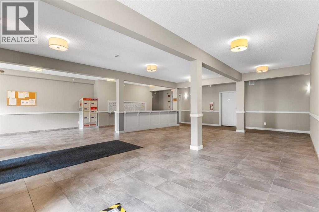 #220 8 Sage Hill Terrace NW - 31