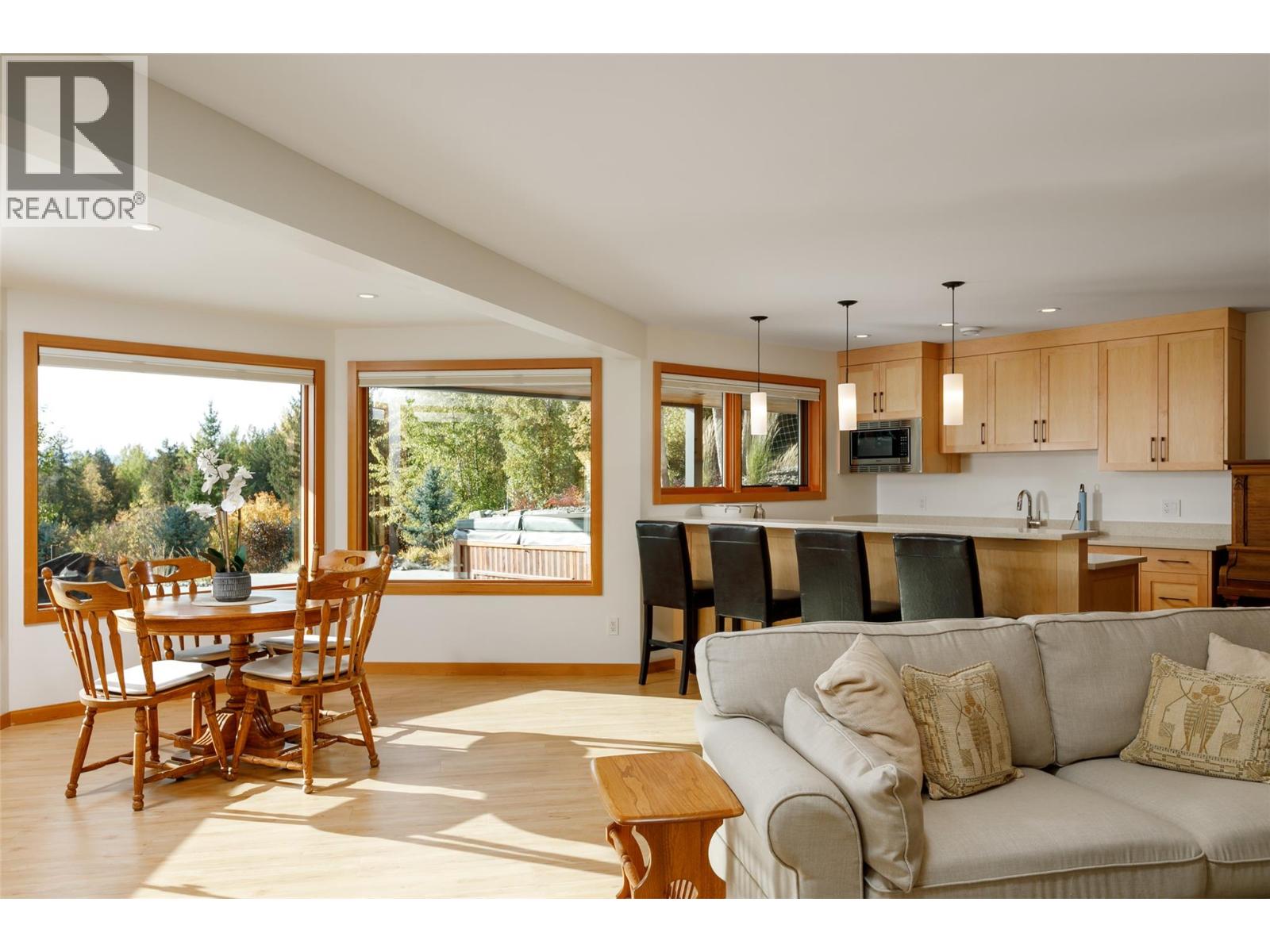 8100/8104 Silver Star Road Road - 57