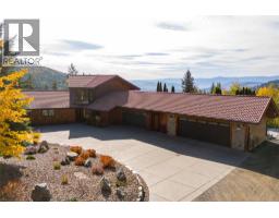 4pc Bathroom - 8100/8104 Silver Star Road Road, Vernon, BC V1B3N1 Photo 12