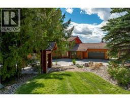 Kitchen - 8100/8104 Silver Star Road Road, Vernon, BC V1B3N1 Photo 15