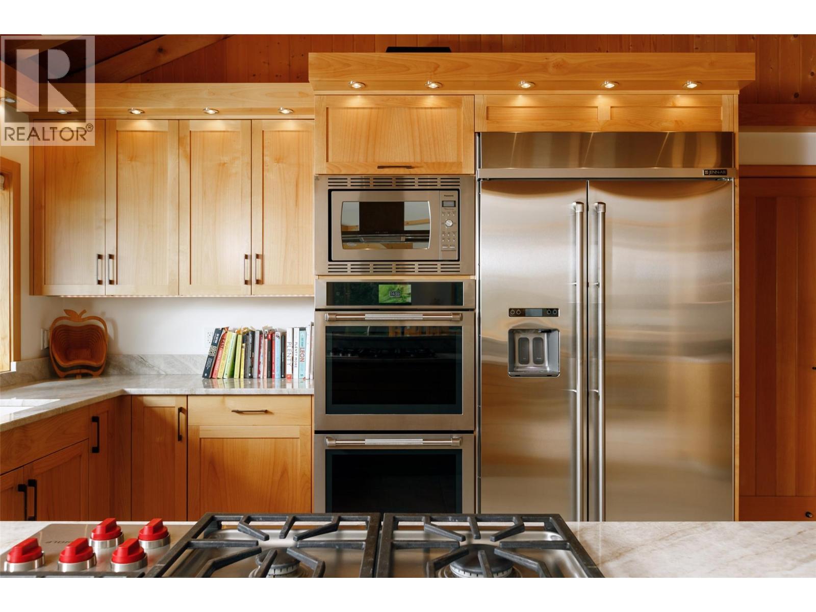 8100/8104 Silver Star Road Road - 26