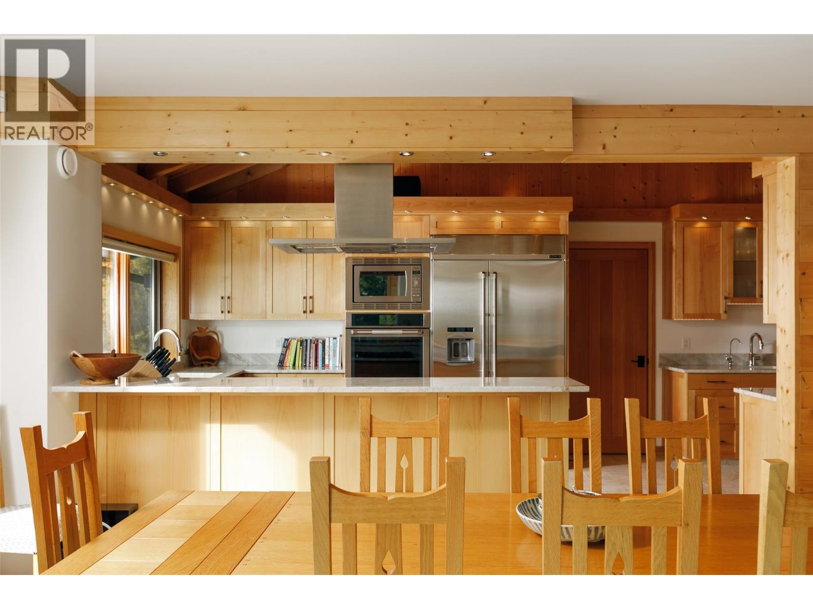 8100/8104 Silver Star Road Road - 24