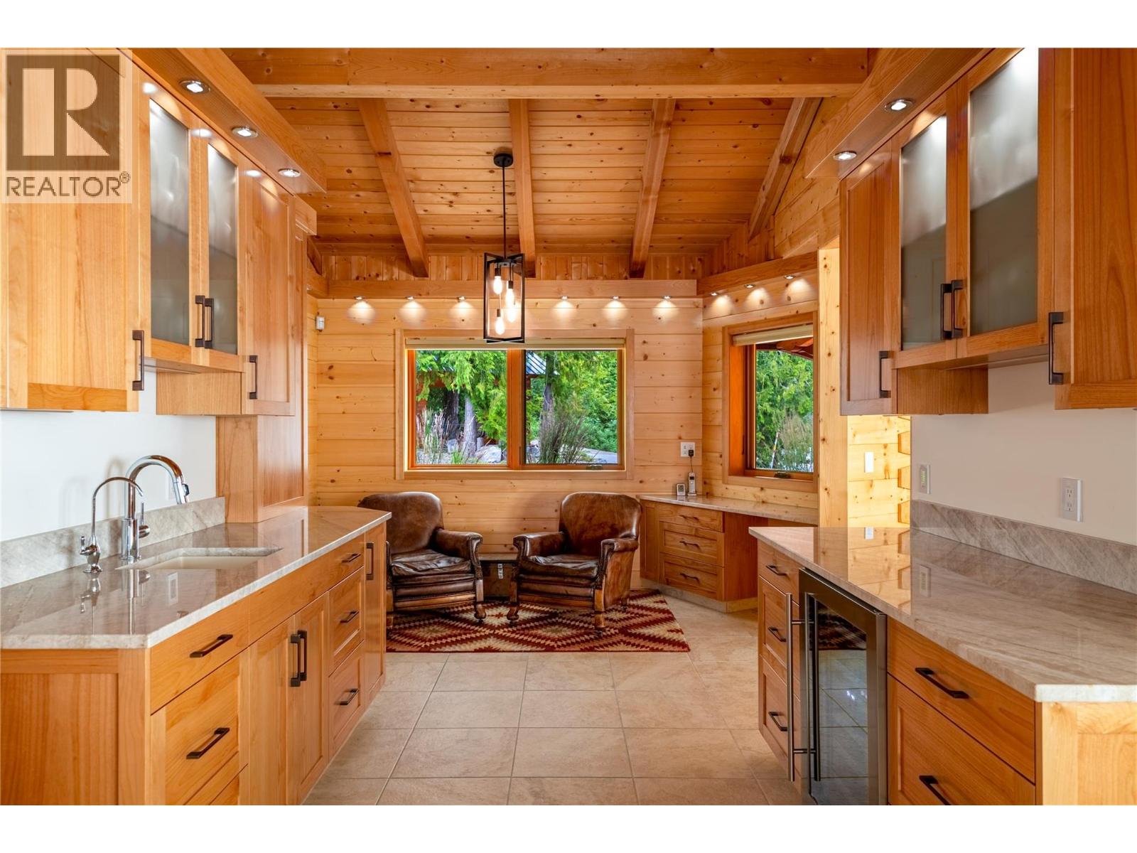 8100/8104 Silver Star Road Road - 28