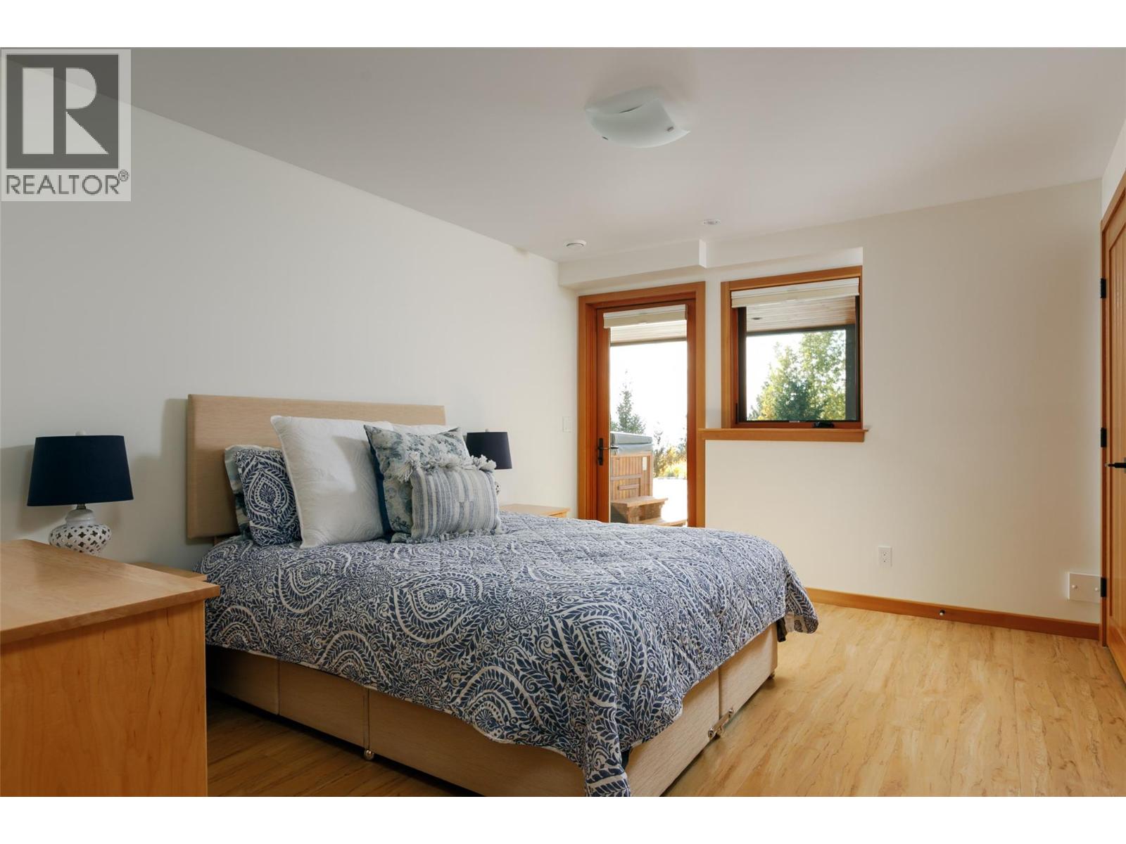 8100/8104 Silver Star Road Road - 62