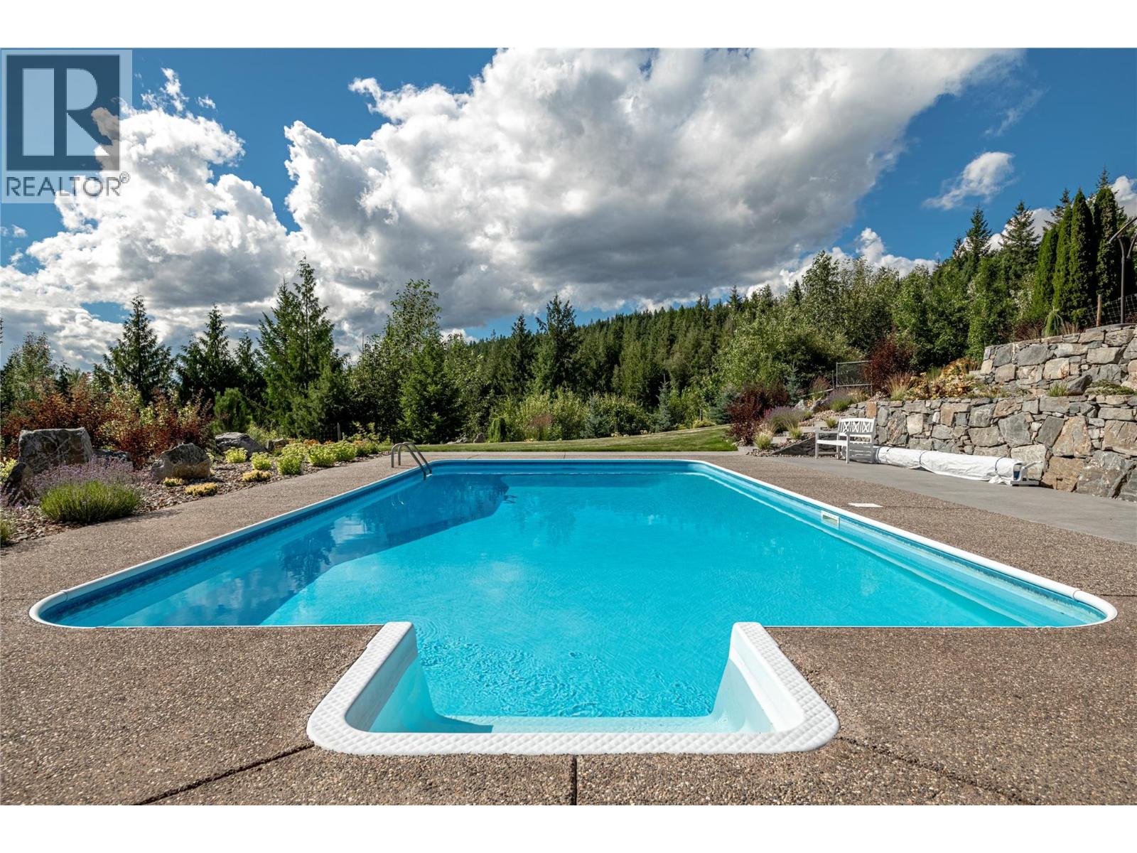 8100/8104 Silver Star Road Road - 73