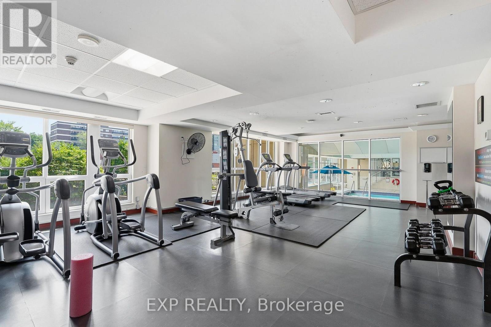 #304 234 RIDEAU STREET - 11