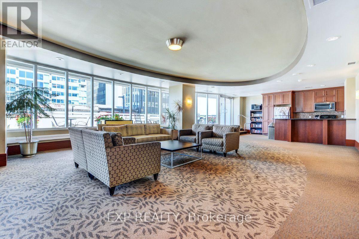 #304 234 RIDEAU STREET - 19