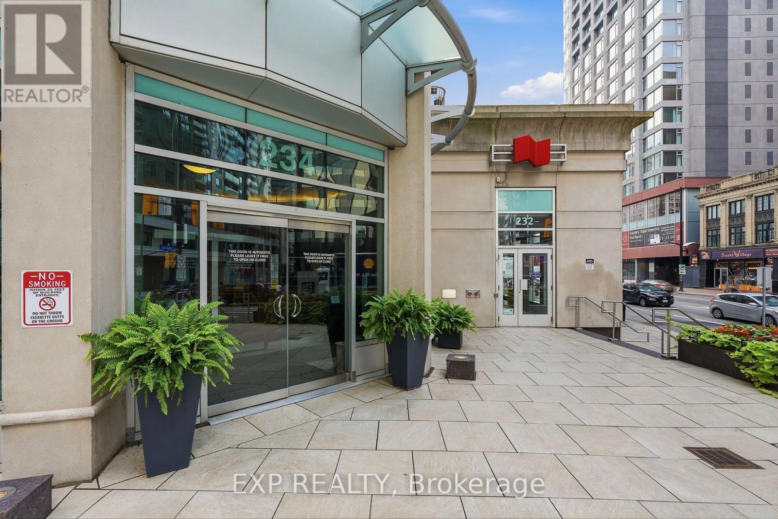 #304 234 RIDEAU STREET - 2