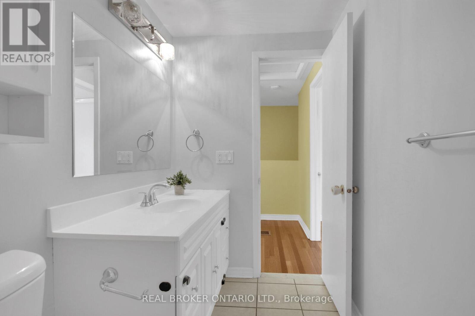 #41 2669 SOUTHVALE CRESCENT - 25