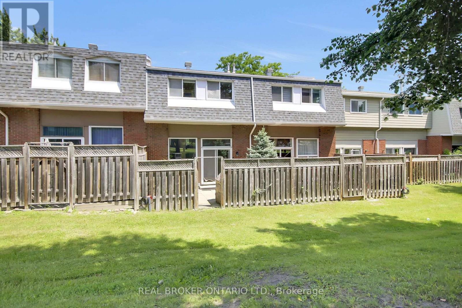 #41 2669 SOUTHVALE CRESCENT - 28