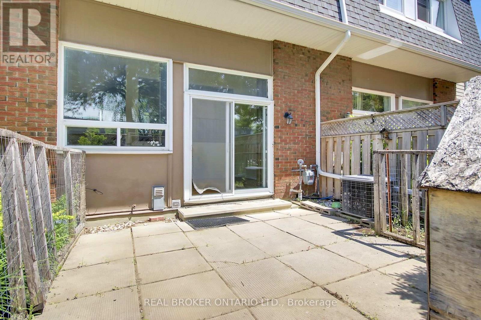 #41 2669 SOUTHVALE CRESCENT - 30