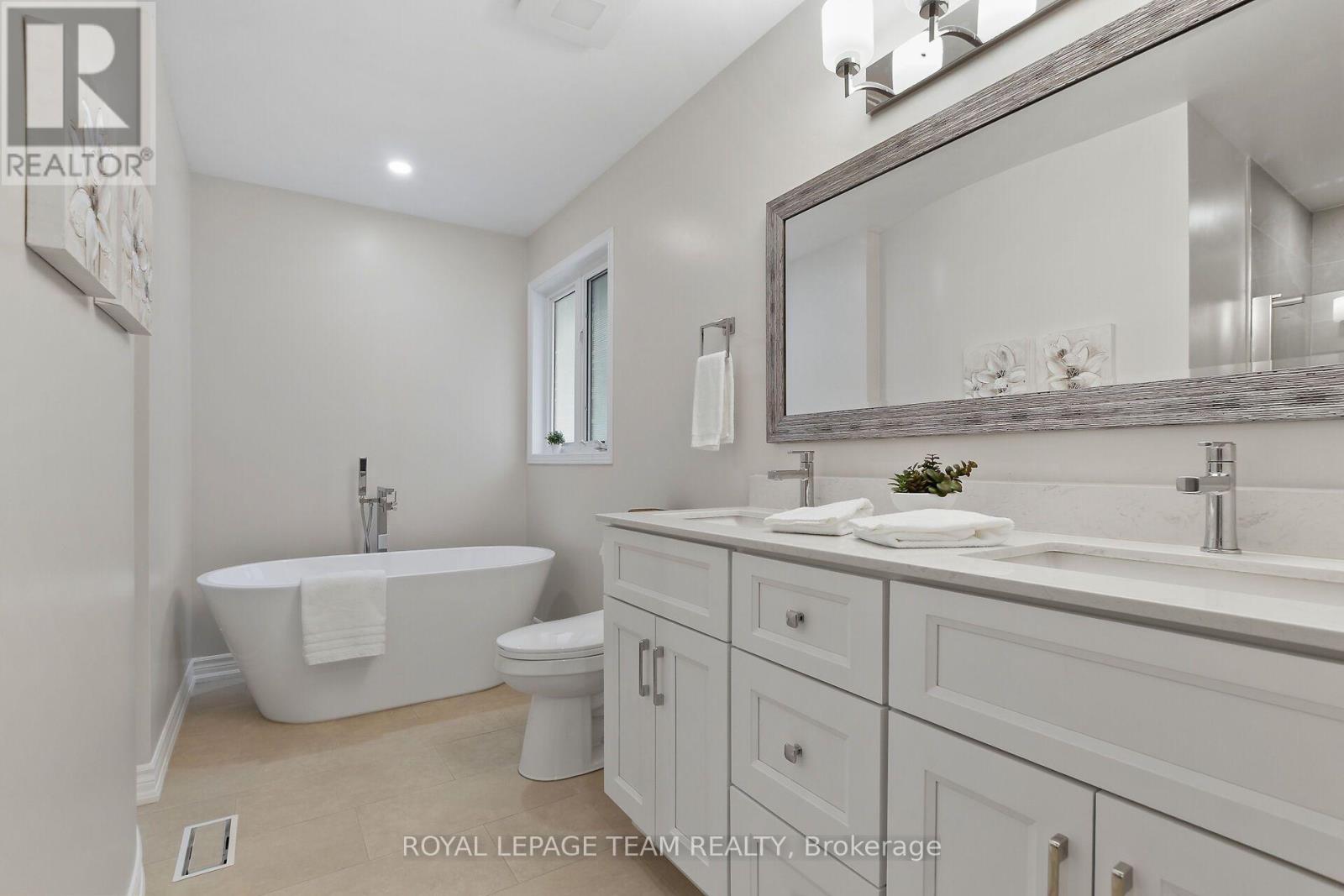 4 KENO WAY, Ottawa. Luxury613. By Peter Sagos - Image 28