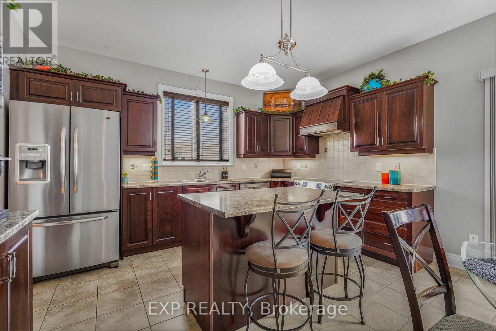 224 TOPAZE CRESCENT - 17