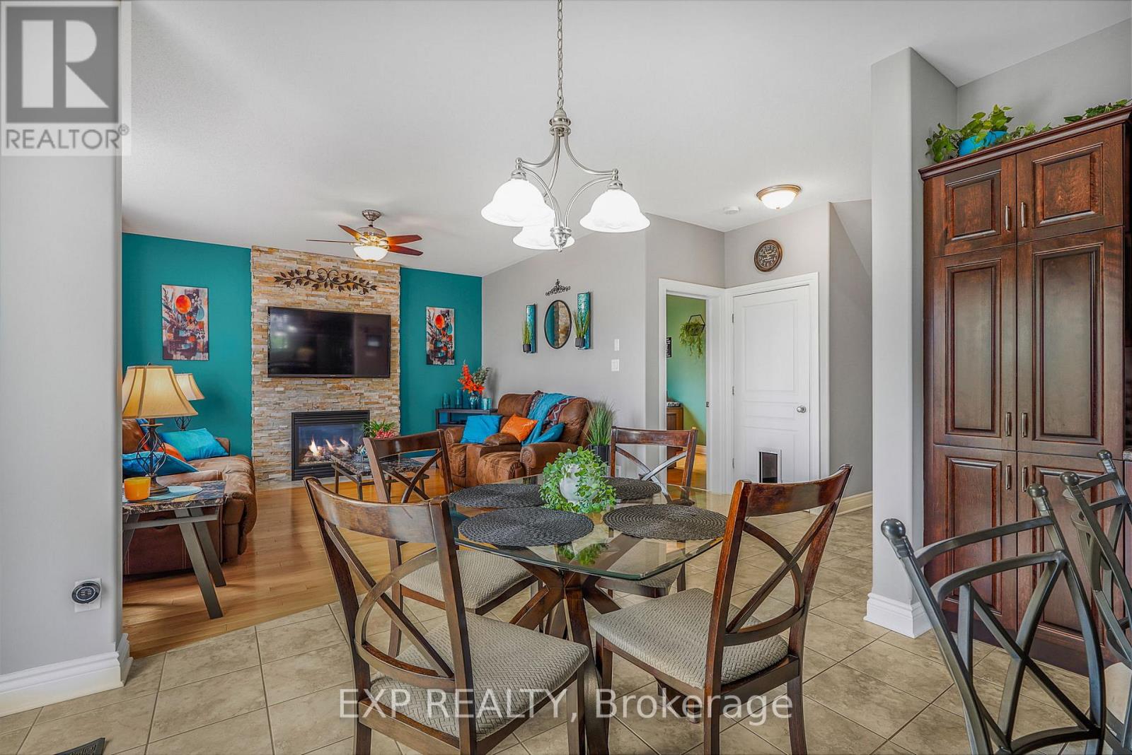 224 TOPAZE CRESCENT - 19